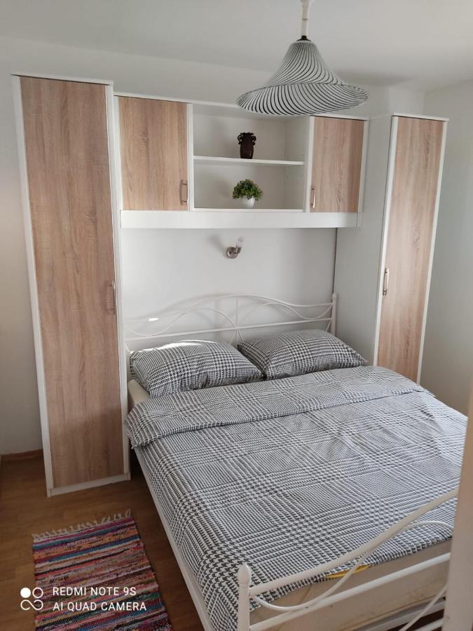 Apartmani Iva Sveti Juraj Extérieur photo