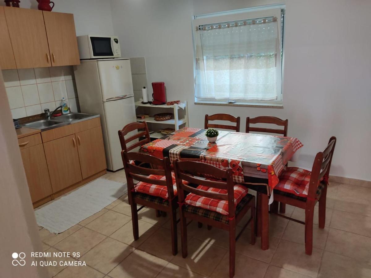 Apartmani Iva Sveti Juraj Extérieur photo